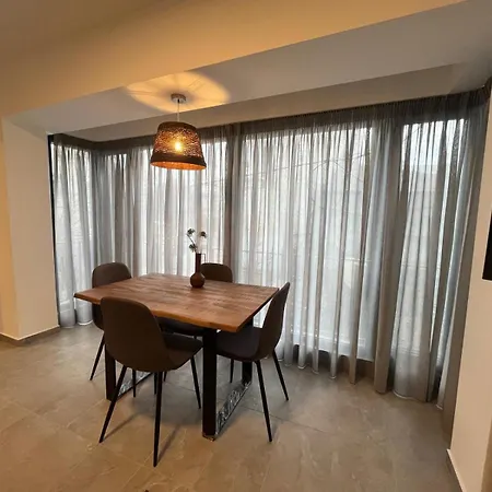 Ris Dublu Universitate, Centrul Vechi Appartement Bucarest