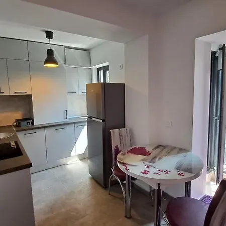 Apartament Ris Dublu Universitate, Centrul Vechi Bukareszt
