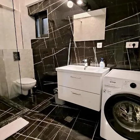 Ris Dublu Universitate, Centrul Vechi Apartament *