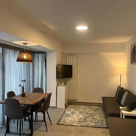 Ris Dublu Universitate, Centrul Vechi