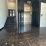 Ris Dublu Universitate, Centrul Vechi Apartmán Bukurešť
