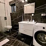 Ris Dublu Universitate, Centrul Vechi Apartmán *