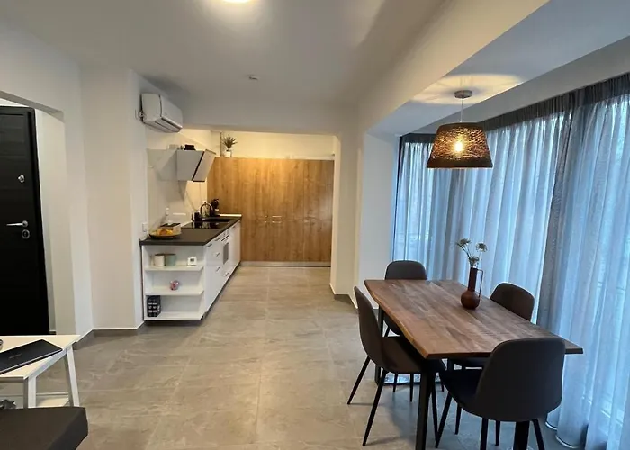 Ris Dublu Universitate, Centrul Vechi