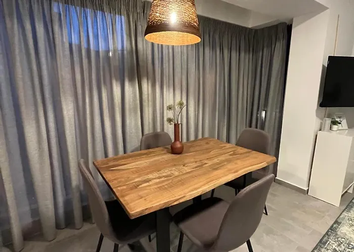 Ris Dublu Universitate, Centrul Vechi 公寓